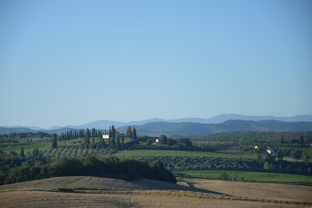 Appartamento Crete Senesi Кастелнуово Берарденга Екстериор снимка